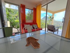 Nespecifikovaný výhled na hory nebo výhled na hory při pohledu z apartmánu