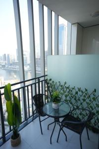 Balkón nebo terasa v ubytování Joyful Journeys Downtown And Burj View Residence Business Bay