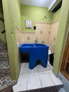 O baie la Apartment house FIDE +14 fotografii