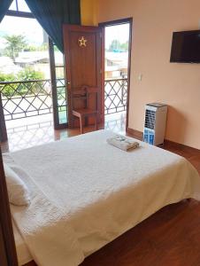 Φωτογραφία από το άλμπουμ του Habitación en la jungla σε Macas