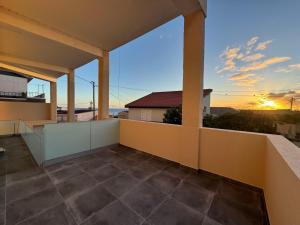 En balkon eller terrasse på Charming Sunset flat