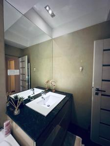 Ένα μπάνιο στο Apartment, 5 minutes from the Christmas market +10 φωτογραφίες