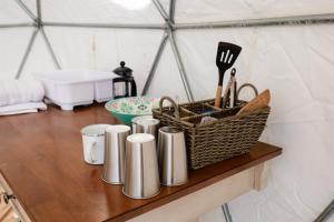 Παροχές για τσάι/καφέ στο Cozy Hilltop Retreat - Crown View Dome +16 φωτογραφίες