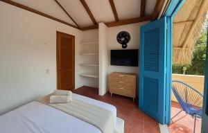 Gallery image of Lovely private cabin with beach access in Palomino in Palomino