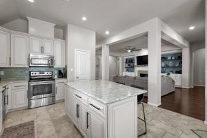 Kuchyň nebo kuchyňský kout v ubytování Aspen Drive