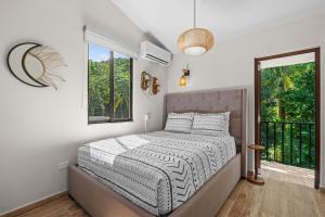 Fotografie z fotogalerie ubytování Rainforest Pearl Private Escape with Heated Pool v destinaci Río Grande