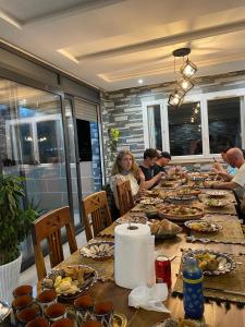 Φαγητό σε αυτό το hostel ή κάπου εκεί κοντά