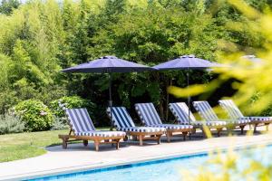 Bazén v ubytování Sandpoint by Rove Travel 6BR Family Home w Pool nebo v jeho okolí