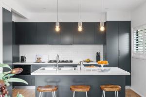 Η κουζίνα ή μικρή κουζίνα στο Jola Holiday House