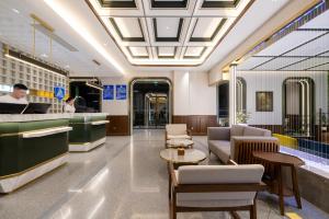 Χώρος καθιστικού στο Nost algia Hotel Beijing Panjiayuan Antique Market 时光漫步酒店北京潘家园劲松地铁站店 Free fresh ground coffee,Free laundry service +77 φωτογραφίες