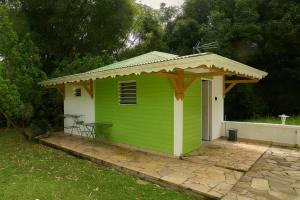 Budova, kde se prázdninový dům nachází