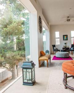 Posezení v ubytování Casa Artistica Valle de Guadalupe AC & WiFi