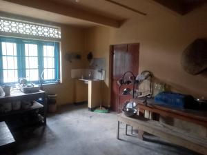 Η κουζίνα ή μικρή κουζίνα στο Sehandi Hotel - Arachchi Gedara