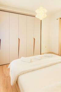 Gallery image of Blloku Luxury 2 bedroom apartment in Tirana