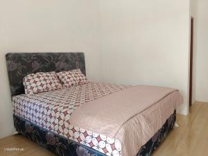 Postel nebo postele na pokoji v ubytování Omahe Petruk + 5 fotografií