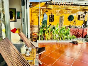 Φωτογραφία από το άλμπουμ του Entire House -All Private -2' to City Center σε Xóm Bình Nguyên