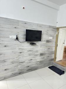 TV a/nebo společenská místnost v ubytování Rainbow retreat