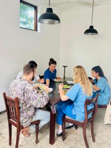 乌纳瓦图纳Coastal Cloud Surf - Walk To Dewata Beach的相册照片