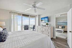 Ένα ή περισσότερα κρεβάτια σε δωμάτιο στο Ocean Walk 506