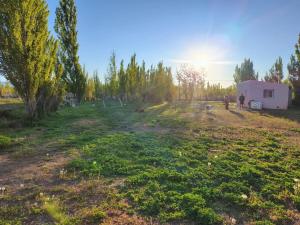 Κήπος έξω από το La casita de Don Emilio +6 φωτογραφίες