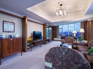 TV a/nebo společenská místnost v ubytování Lai shing Holiday Resortel