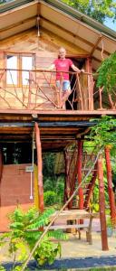 Балкон или терраса в Farming Tree House