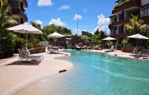 Swimmingpoolen hos eller tæt på 2-bedrooms choisy les bain