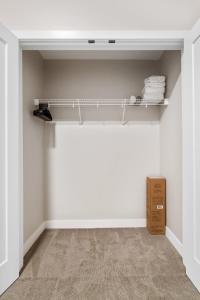 Φωτογραφία από το άλμπουμ του TWO Spacious CozySuites OTR Downtown #21 σε Σινσινάτι