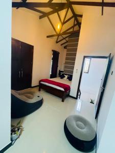 Een bed of bedden in een kamer bij Woori House