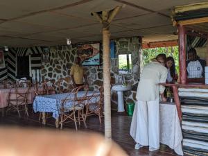 Επισκέπτες που μένουν στο Ikoma Safari Lodge