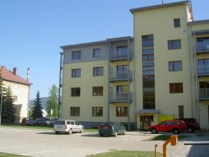 Budova, v ktorej sa apartmán nachádza