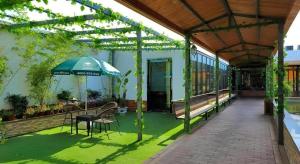 Κήπος έξω από το GreenTree Inn Nanjing Software Valley DaDingFang Express Hotel