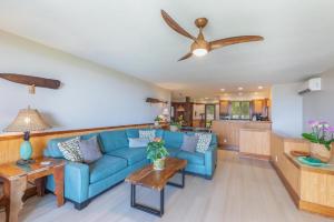 Χώρος καθιστικού στο Nihi Kai 806 condo