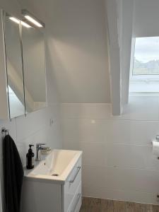 Ένα μπάνιο στο Über den Dächern von Bielefeld schlafen!