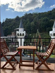 Φωτογραφία από το άλμπουμ του Hotel Woodland στο Αϊζάουλ +33 φωτογραφίες