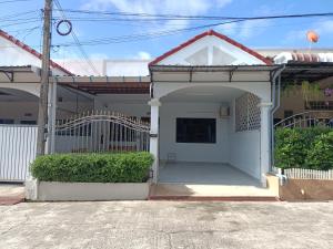 Budova, kde se prázdninový dům nachází