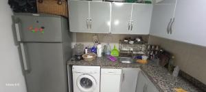 Nhà bếp/bếp nhỏ tại Zaafrani mohamed