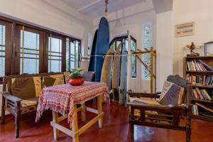 Χώρος καθιστικού στο Siri Medura Surf and Yoga +54 φωτογραφίες