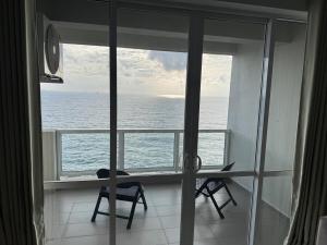 Fotografie z fotogalerie ubytování Seaside Escape Ocean Views Uswetakeiyawa v destinaci Uswetakeiyawa