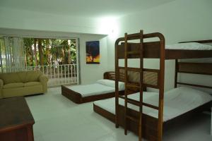 Divstāvu gulta vai divstāvu gultas numurā naktsmītnē Alojamiento rural el Refugio en santagueda