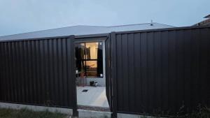 Το κτήριο όπου στεγάζεται  το διαμέρισμα