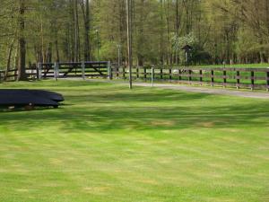 Κήπος έξω από το Gesindestube