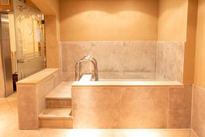 Koupelna v ubytování Landgasthof Karner + 93 fotografií