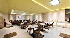 Posezení v ubytování GreenTree Inn Hebei Langfang Bazhou Railway Station West Yingbin Road Express Hotel