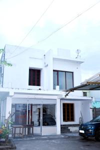 Το κτήριο όπου στεγάζεται  το δωμάτιο σε οικογενειακή κατοικία