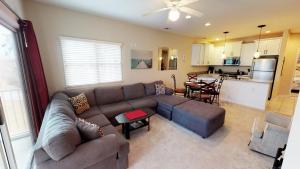 Η κουζίνα ή μικρή κουζίνα στο Champions Unit 3417