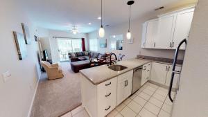 Η κουζίνα ή μικρή κουζίνα στο Champions Unit 3417 +8 φωτογραφίες