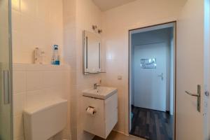 Ένα μπάνιο στο Chrysantihof - Apartment 390 mit POOL & SAUNA