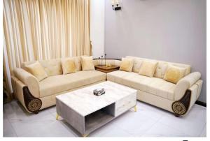 Φωτογραφία από το άλμπουμ του Marjaan stays apartment in lahore golberg στη Λαχόρη