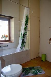 Fotografie z fotogalerie ubytování Maison d'hôtes v destinaci Grézels + 10 fotografií